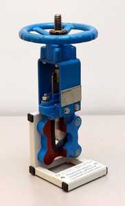 Разрезная модель задвижки шиберной с ручным управлением - fgospostavki.ru - Москва