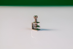 Зажим винтовой для резиновых трубок - fgospostavki.ru - Москва