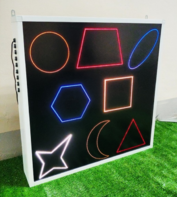 Панель интерактивная со светящимися цветными фигурами - fgospostavki.ru - Москва